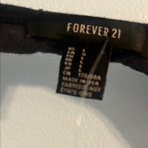 Forever 21 Grey Tank Top with Red Metal Noir - Picture 4 of 5